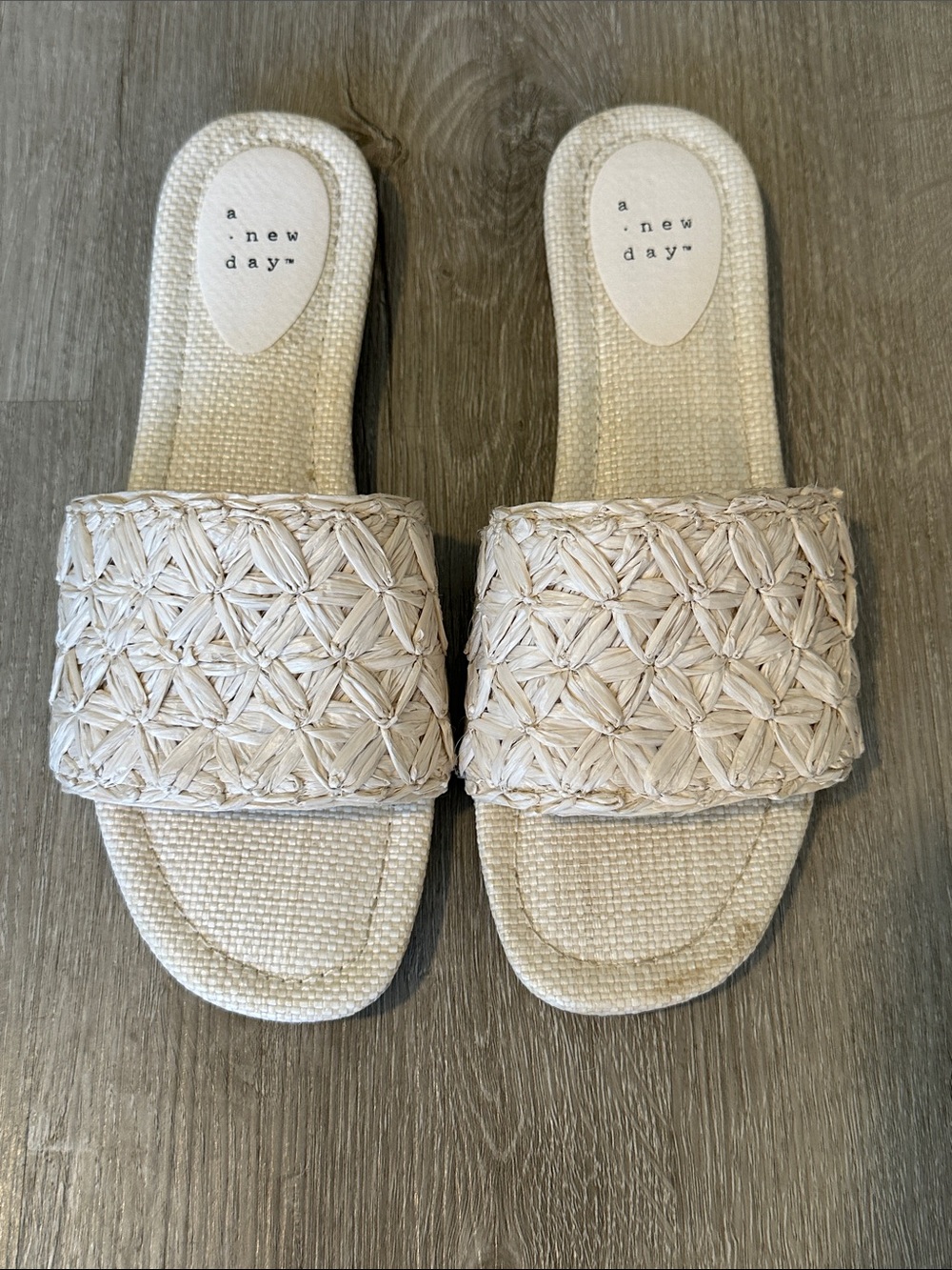 A new day Cream Woven Slide Mule Sandals Size 7